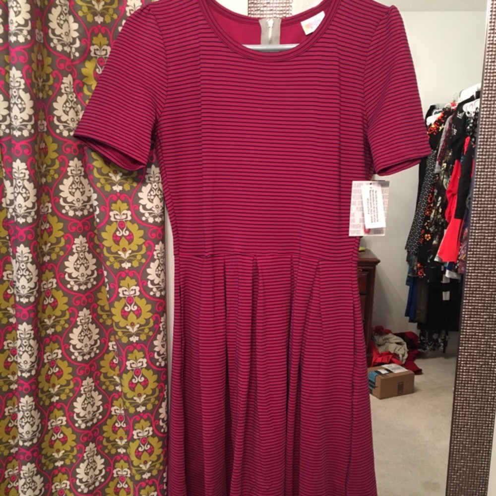 Lularoe Amelia
